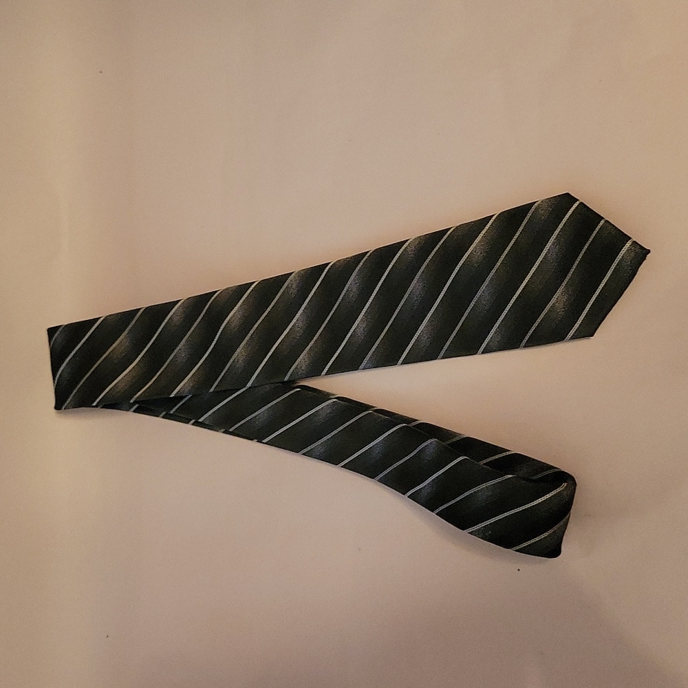 J. Ferrar Tie